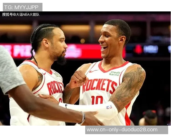 12月1日火箭对阵马刺首节精彩回顾与精彩瞬间分析 12月1日火箭对阵马刺首节精彩回顾与精彩瞬间分析