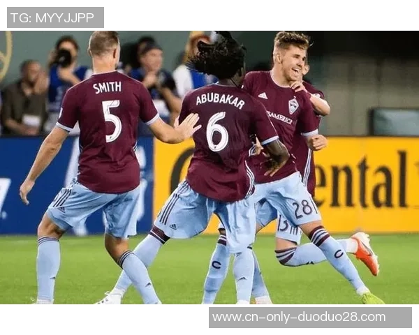 浦和红钻与广岛三箭激战正酣比赛结果揭晓引发热议